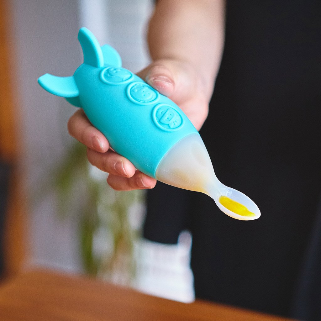 Marcus & Marcus Food Dispenser - Blue