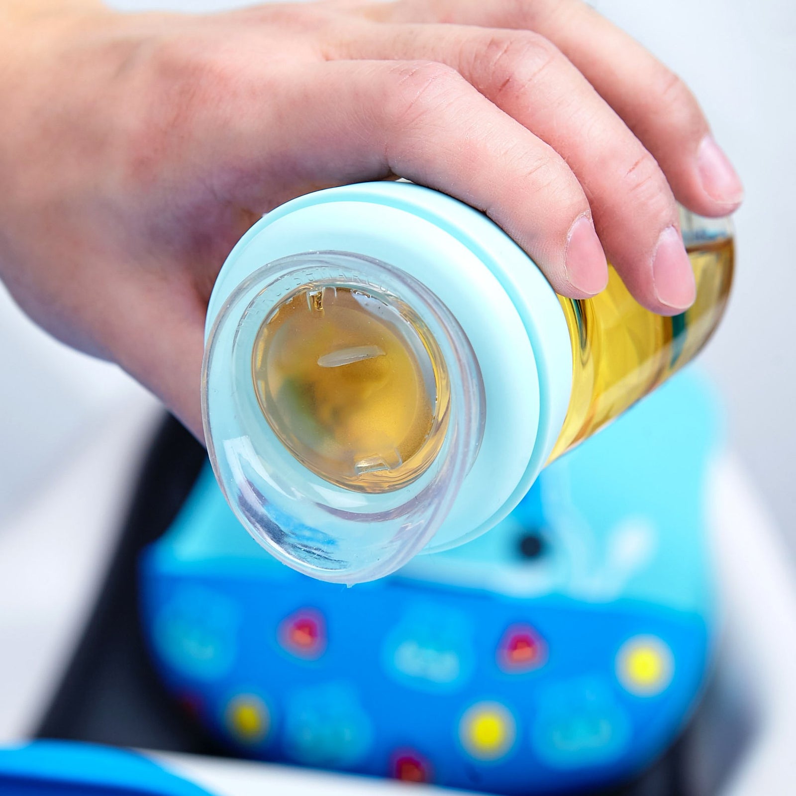 Marcus & Marcus Silicone Rim Spout