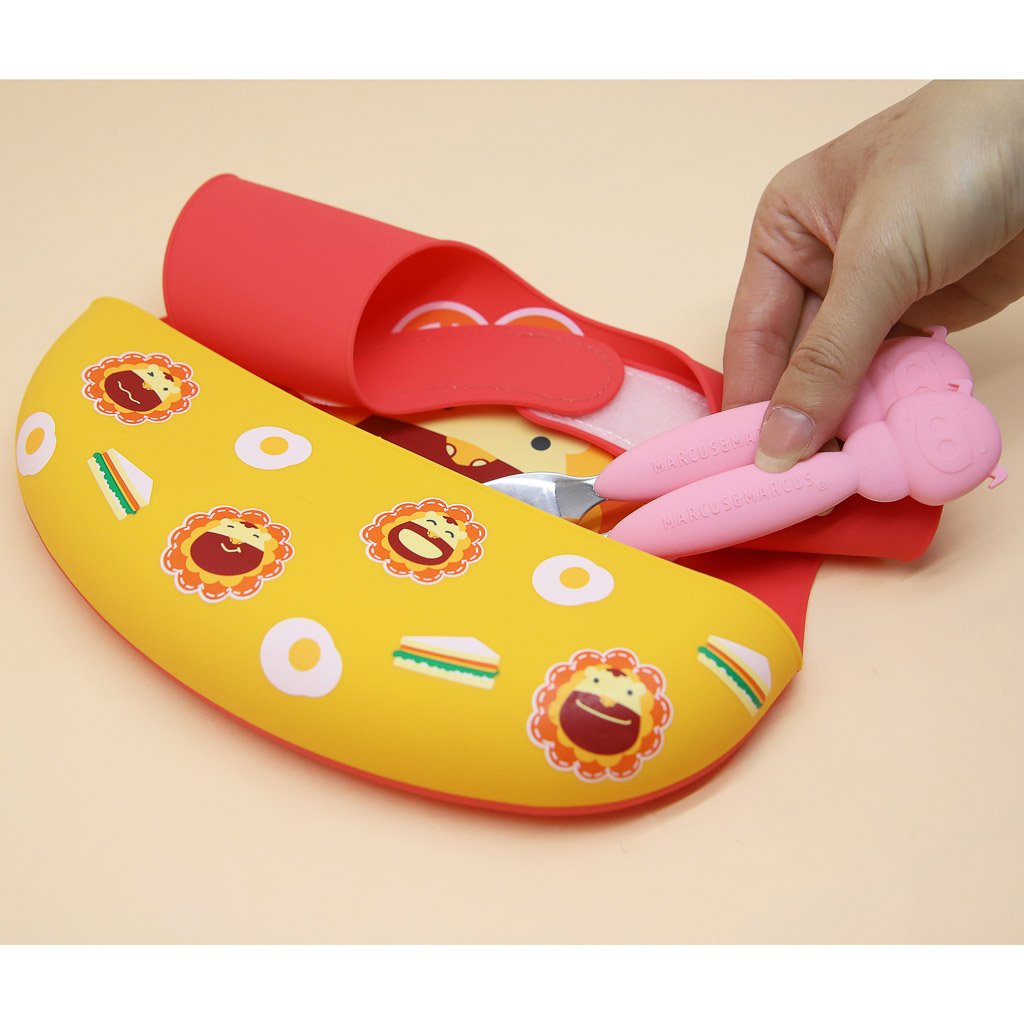 Marcus & Marcus Wide Coverage Silicone Bib