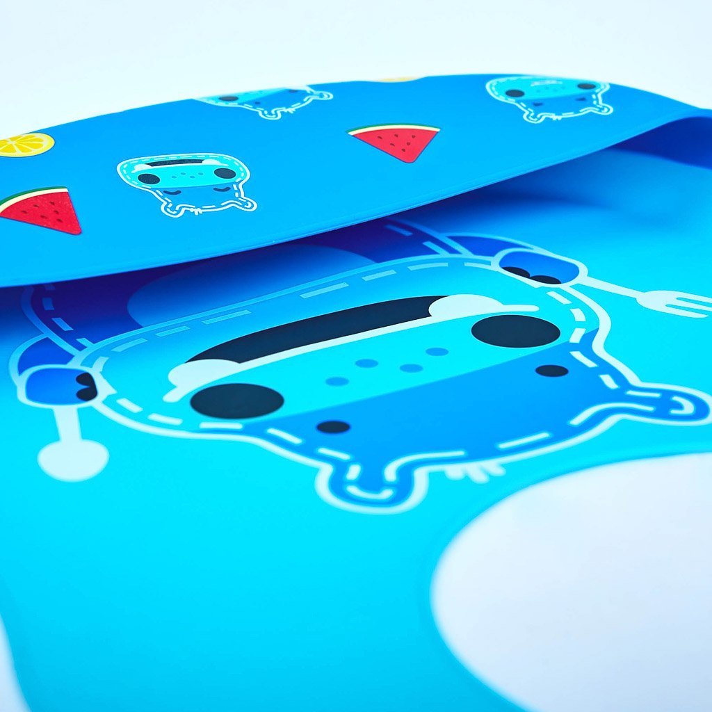 Marcus & Marcus Wide Coverage Silicone Bib