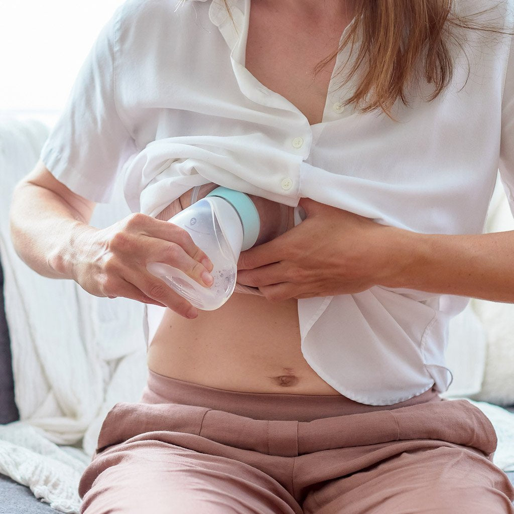 Marcus & Marcus Silicone Angled Feeding Bottle & Breast Pump